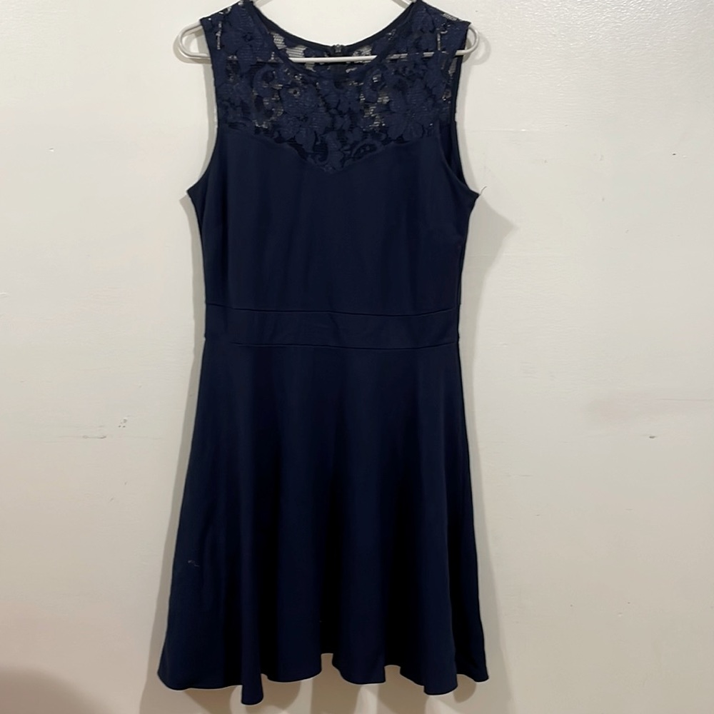 Dark Blue Sylvestidoso dress.  Large, and stretchy fabric.